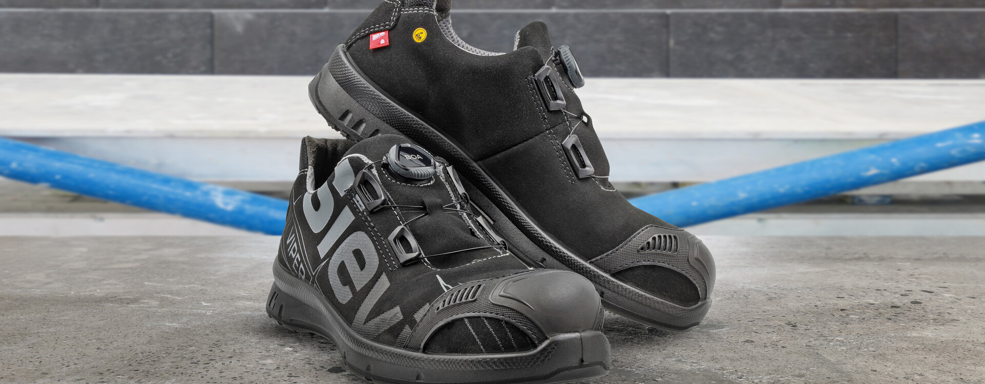 Work boots and safety shoes
